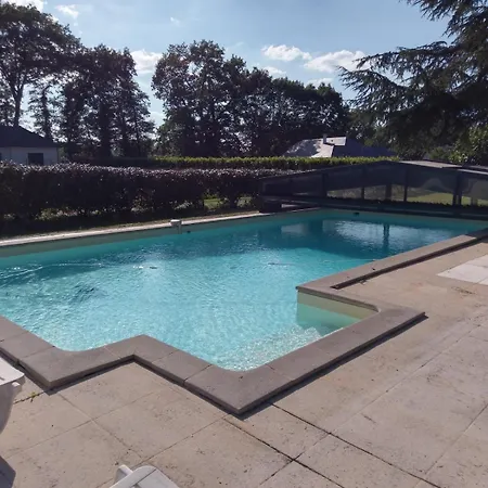 Chez Nicole Bed & Breakfast 3*